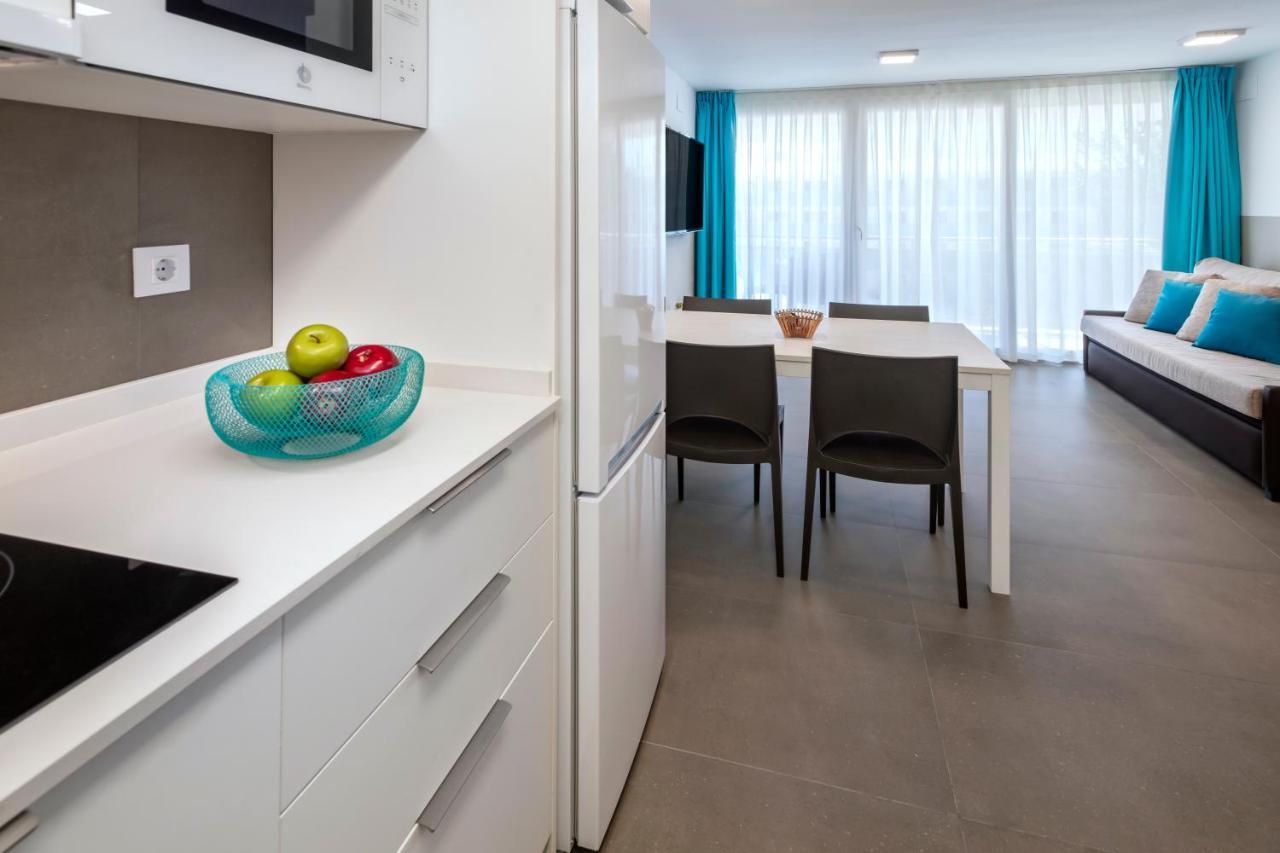Rentalmar Salou Playa Family Suites Exterior foto